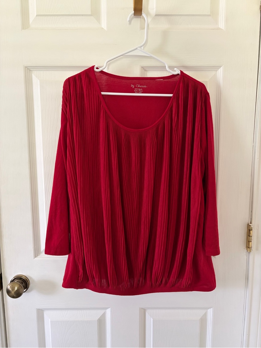 Chicos Women's Red Pleated Scoop Neck Top